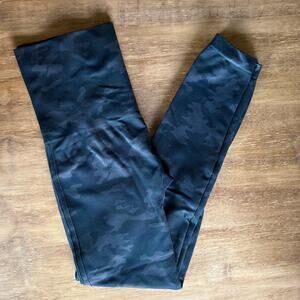 Spanx Women’s XL Look At Me Now Seamless Leggings - Black Camo